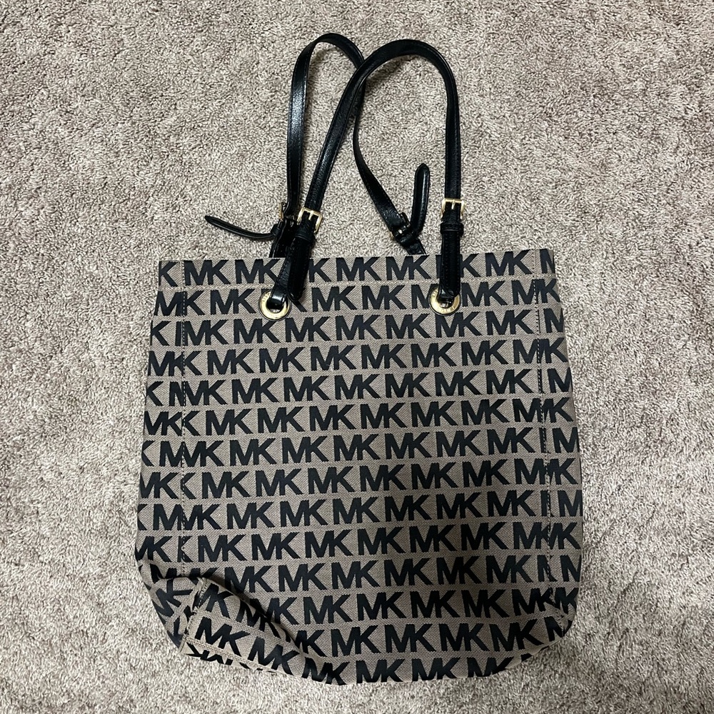Michael Kors Signature Black and Tan Tote